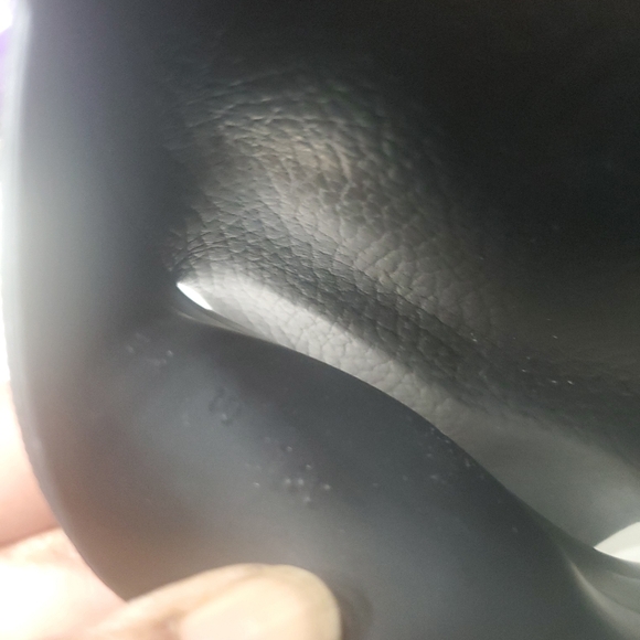 Gucci - Picture 7 of 9